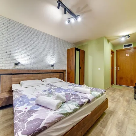Two Cozy Mint In Grand By Flat Manager